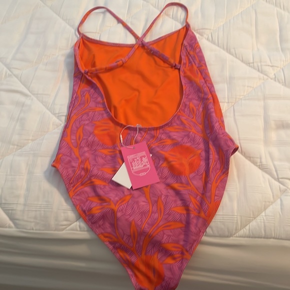NWT- Women’s 1 piece swimsuit. Liberty and Justice for Target - Picture 2 of 4